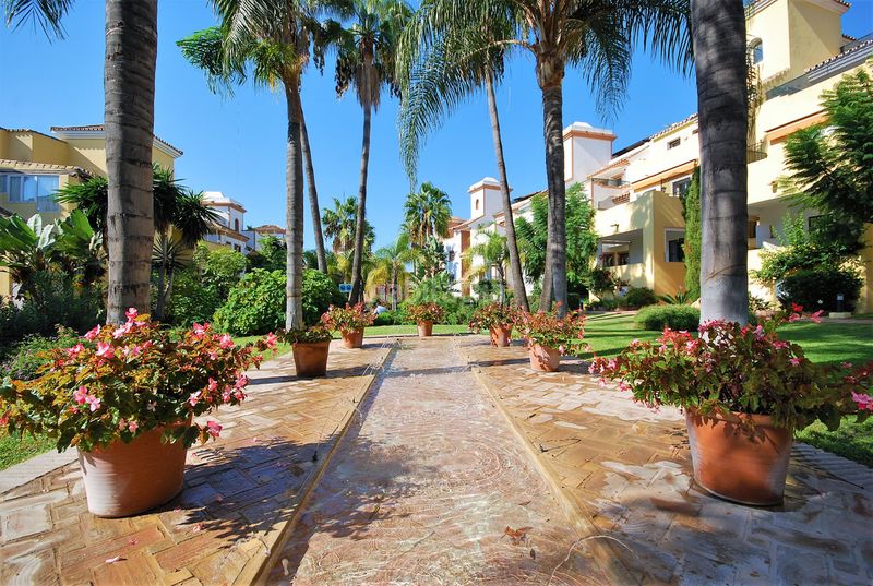 Foto 39972032-acc2-4da0-aae4-a54552c35e92. Pis a Guadalmina Alta Marbella