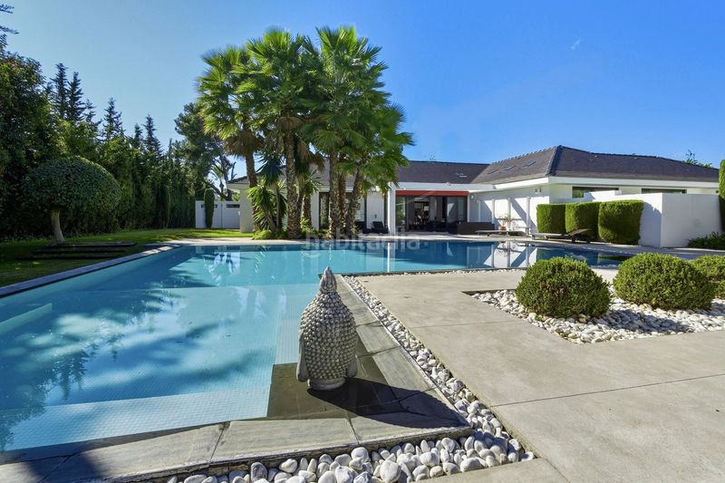 Foto f982949b-a6fc-44d6-b308-56860c5ab95d. Maison jumelée avec parking dans Guadalmina Baja Marbella