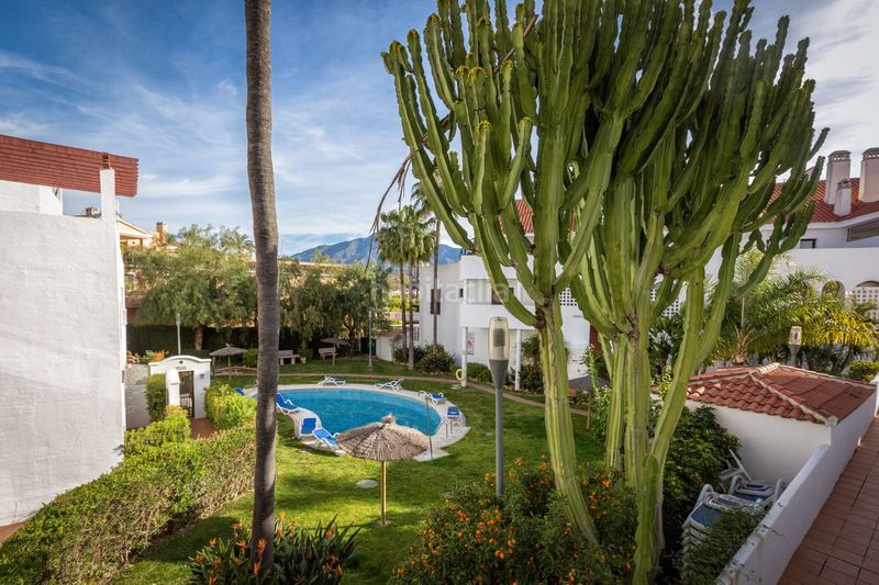 Foto 5194a53b-e135-4d7f-b302-dbef15f2cee1. Pis a Las Brisas Marbella