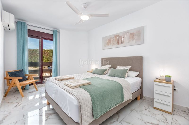Foto c8f9c091-52ad-46fc-85ce-c66dd2b5126d. Piso en Las Brisas Marbella