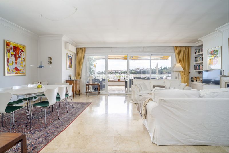 Foto 0a6ed615-710d-4587-ad07-e3d224d519bc. Piso en Guadalmina Alta Marbella