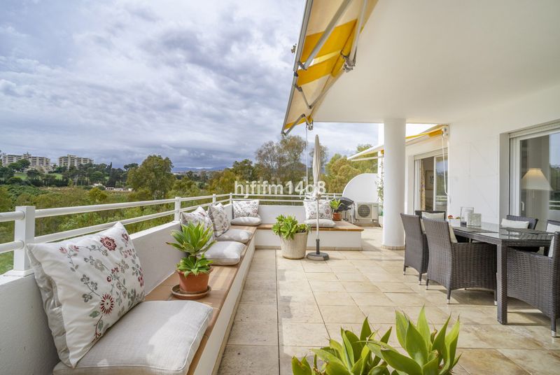 Foto 216dd442-da37-4c9e-b65e-2364e60c2b3a. Piso en Guadalmina Alta Marbella