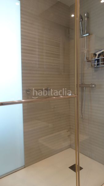 Foto 5c3869c7-763d-401a-a752-a9616d831930. Àtic amb aparcament a Río Real Marbella