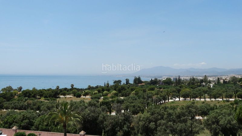Foto a5484523-8550-46fa-bbd0-a4fc888f69a3. Àtic amb aparcament a Río Real Marbella