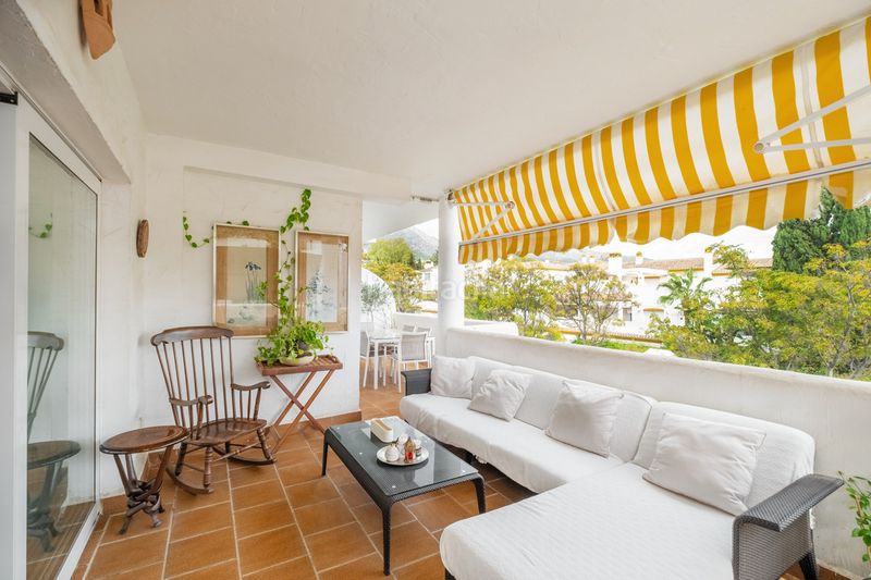 Foto e834f08f-5610-4b71-b28c-0380daff2765. Piso en La Carolina - Guadalpín Marbella