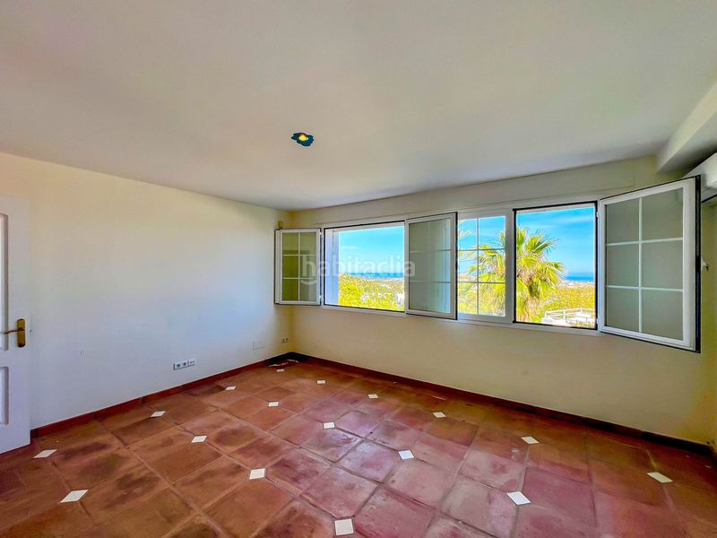 Foto b53076de-30a7-4710-9ae6-889d681ab37a. Reihenhaus mit parking in La Quinta Benahavís