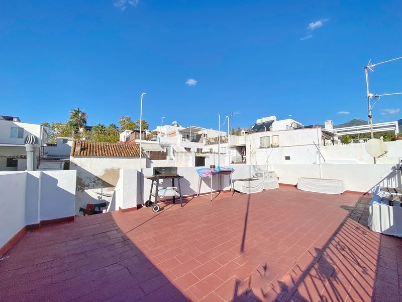 Foto 9f5e56cc-77c1-4d24-9fbf-e9fe5beecce0. Casa adossada a Casco Antiguo Marbella