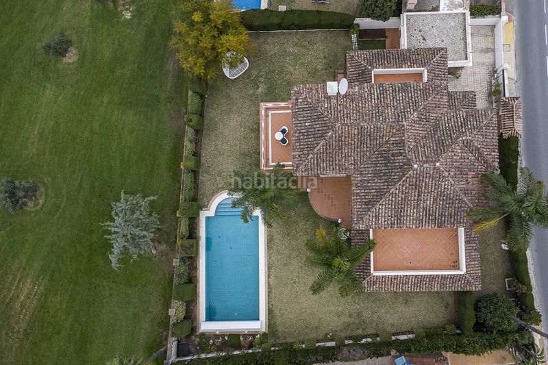 Foto 866c84cc-42f5-4f0b-9248-4feb6899f6e8. Casa adossada amb aparcament a Guadalmina Alta Marbella