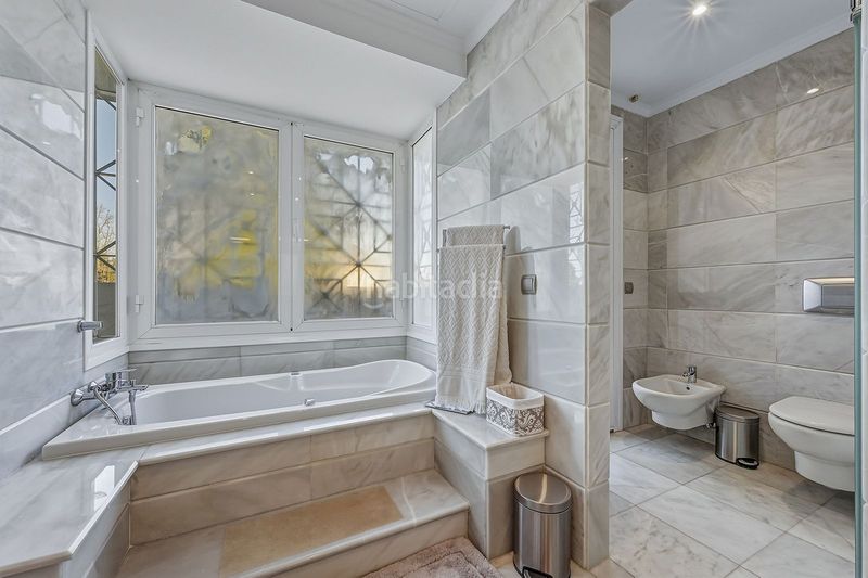 Foto a737f076-d5c8-46eb-96d4-6b73769dcf12. Casa adossada amb aparcament a Guadalmina Alta Marbella