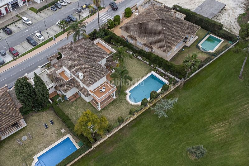 Foto d02646b2-0c4c-45c0-9c5b-181392e02488. Casa adossada amb aparcament a Guadalmina Alta Marbella
