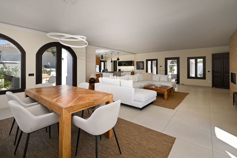 Foto f4c6a64a-0799-4b11-824a-a869e60fa0ce. Casa adossada amb aparcament a Marbesa Marbella