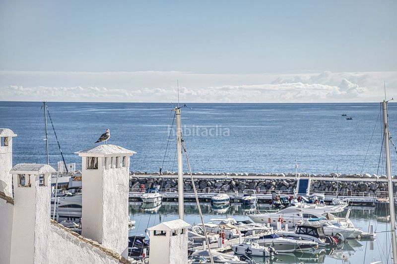 Foto 64ddf8ce-fe80-4500-a01a-22896861fb94. Piso en Puerto Banús Marbella