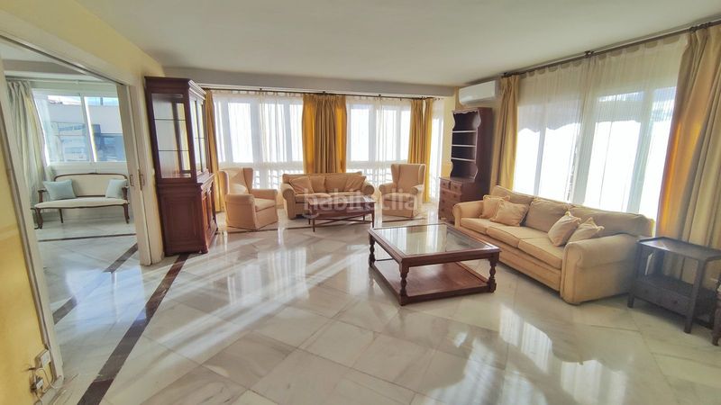 Foto c055b3dc-a61f-4f02-a016-408770c39150. Piso en Casco Antiguo Marbella