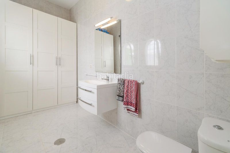 Foto 5a75b497-ee15-4726-9ffa-241685865a5f. Casa adosada en Centro Estepona