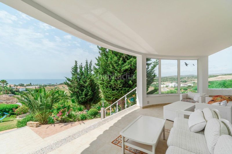 Foto aa9027dc-e43b-4f4e-a9d3-61828834e1f0. Casa adosada en Centro Estepona
