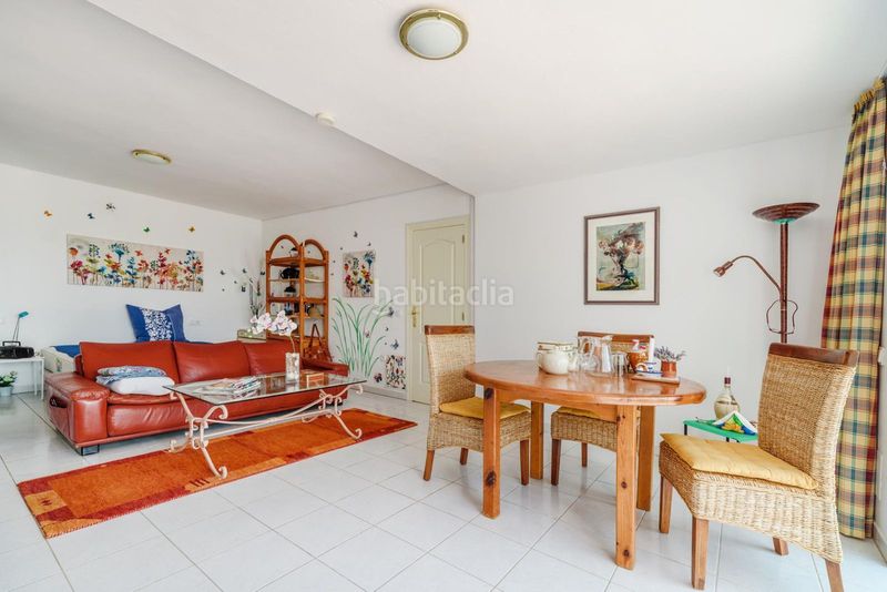 Foto babacb42-a79b-4907-b786-8019a3467364. Casa adosada en Centro Estepona