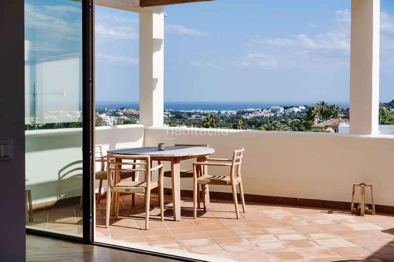 Foto 03ba95df-5d1d-42f7-8f5d-a8759f5c5458. Piso en Las Brisas Marbella