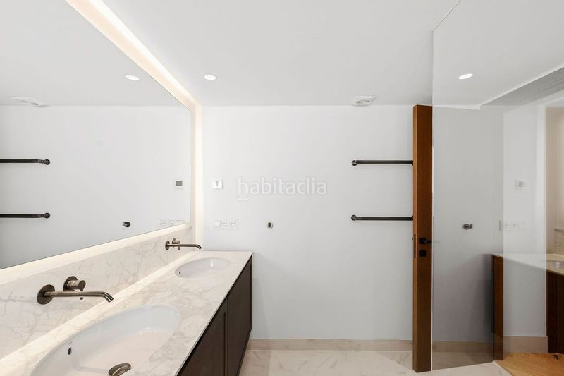 Foto 4cd98c38-7483-4d4d-8c76-a820b65c9240. Piso en Las Brisas Marbella