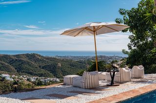 Maison jumelée à El Madroñal