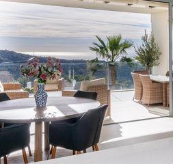 Pis a Benahavís pueblo