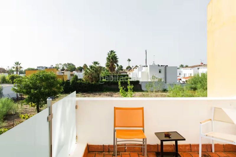 Foto f9c80355-4ceb-4400-bce0-4a4b833be5e4. Casa adosada en Las Brisas Marbella