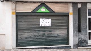 Location Local commercial à Núcleo urbano. Local en pleno centro