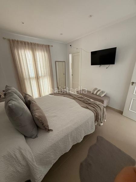 Foto 34d46a3e-ca59-49a5-9c15-aaae2ccbc6f6. Casa adossada a Núcleo urbano Chiclana de la Frontera