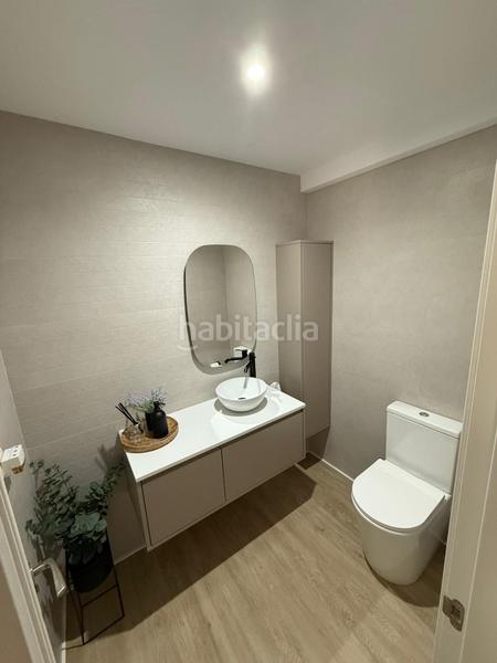 Foto 53aab1b5-f069-4f9f-9628-cf1fb3eb33ca. Casa adossada a Núcleo urbano Chiclana de la Frontera