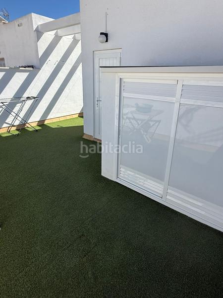 Foto 6857447b-e3bb-4bd0-9578-6ecad62304c9. Casa adossada a Núcleo urbano Chiclana de la Frontera