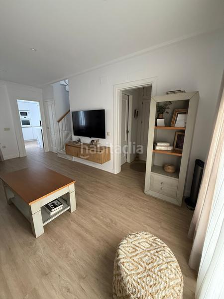 Foto de01f4e7-ed93-460a-8444-c845f5b27f88. Casa adossada a Núcleo urbano Chiclana de la Frontera