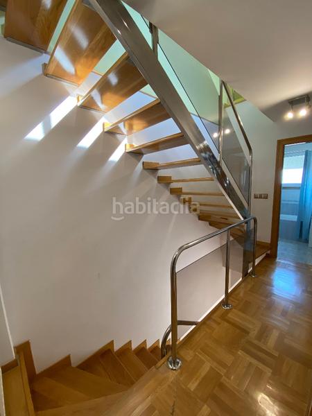 Foto 62ed4c43-c3d5-40c2-bdaf-520cd56e22e6. Casa a schiera con parcheggio in Villafría - La Ventilla - Castañares Burgos