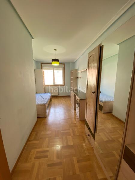 Foto 398b5a15-caf3-4164-923d-5978c809a2ac. Casa adosada en Villafría - La Ventilla - Castañares Burgos