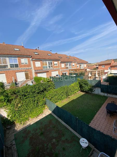 Foto 5e6d7e4c-dab0-431f-ab6f-ad9ecdc384cf. Casa adossada amb aparcament a Villafría - La Ventilla - Castañares Burgos