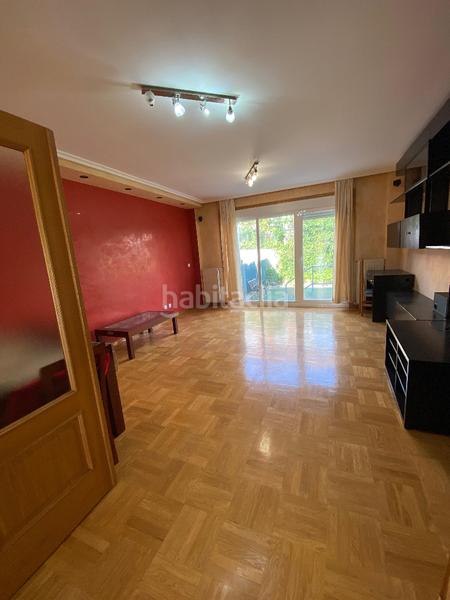 Foto 718e139c-8b15-4793-8adf-693ff152435b. Maison jumelée avec parking dans Villafría - La Ventilla - Castañares Burgos