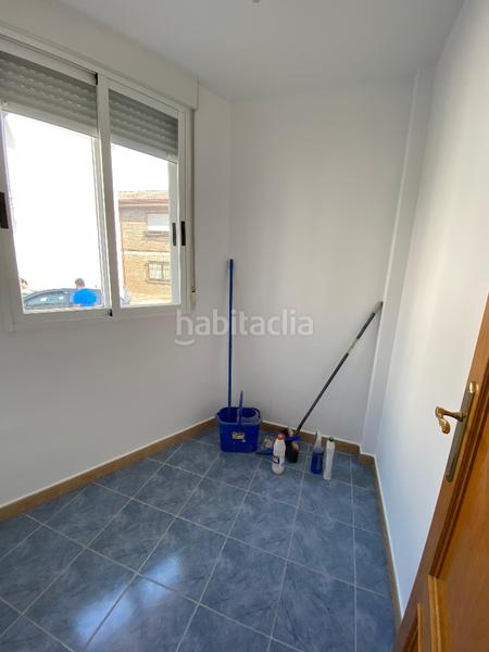 Foto 48161f36-8d97-4305-974c-4955ac2b1d0e. Casa bifamiliare con parcheggio in Villafría - La Ventilla - Castañares Burgos