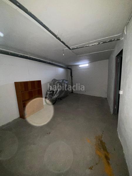 Foto b786db0f-0911-4ea9-b4fa-d4368036d9d7. Casa bifamiliare con parcheggio in Villafría - La Ventilla - Castañares Burgos