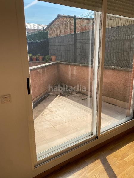 Foto 7a546d7c-a08c-412e-b4fc-54e70a4b325a. Casa pareada en Villafría - La Ventilla - Castañares Burgos