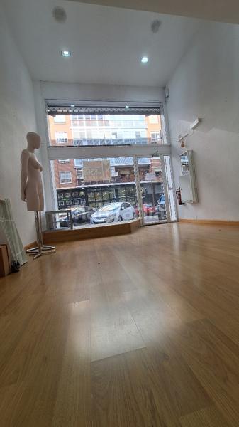 Foto c9113739-6e01-4a9f-9773-40963dcd1d13. Lloguer local comercial a Gamonal - San Bruno - G9 Burgos