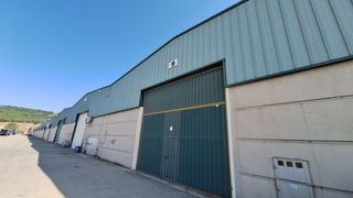 Miete Fabrikhalle in Calle lópez bravo 26