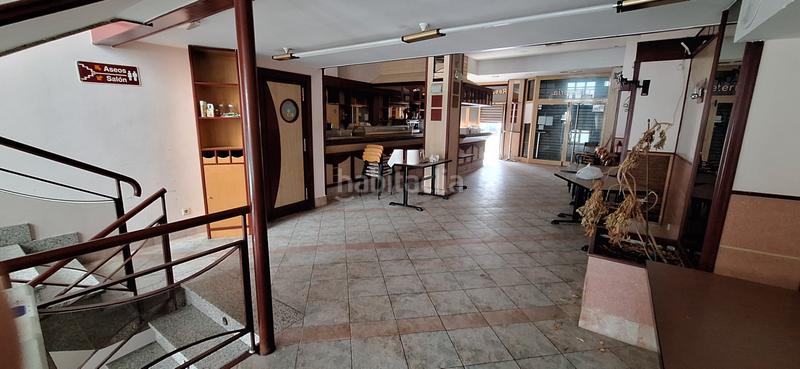 Foto ce4f8de9-78d9-48a2-bf25-6c9bda15f9e4. Local comercial a calle vitoria 144 a Gamonal - San Bruno - G9 Burgos