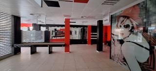 Lloguer Local Comercial a Carretera de poza 47