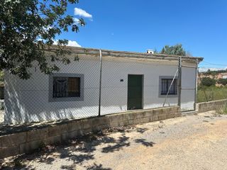 Mas�a en Monte Real. !!casa r�stica con parcela!!