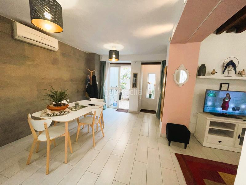 Foto a4164803-22d9-447e-9dd4-7b554ebd47a7. Casa amb xemeneia calefacció a La Goleta - San Felipe Neri Málaga