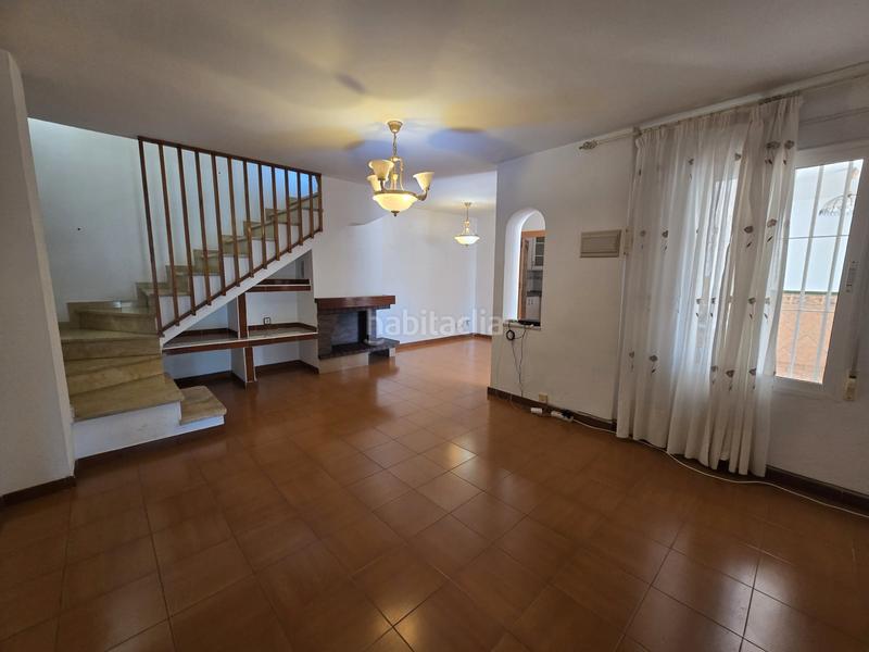 Foto 0020d7ff-e89e-4598-b9d2-67a11fcff9d7. Casa adosada no existe mejor ubicación para este gran adosado con varias terrazas. en Alhaurín de la Torre