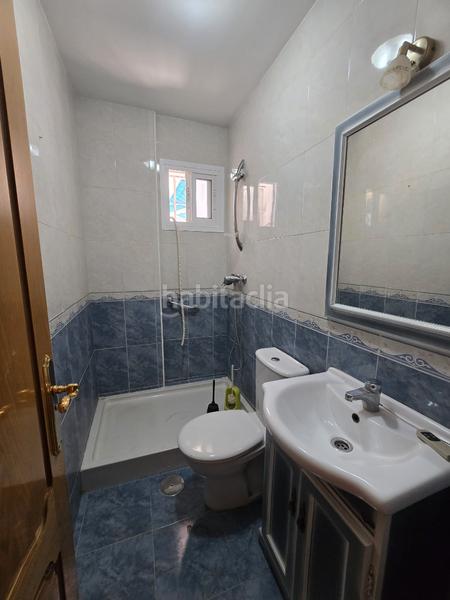 Foto d1b57c47-b032-42d5-a88d-30a6a196d39d. Casa adosada no existe mejor ubicación para este gran adosado con varias terrazas. en Alhaurín de la Torre
