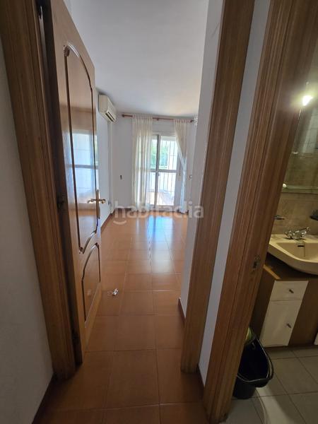 Foto f0e1837a-6d3f-411a-92ba-0272bb6afe24. Casa adosada no existe mejor ubicación para este gran adosado con varias terrazas. en Alhaurín de la Torre