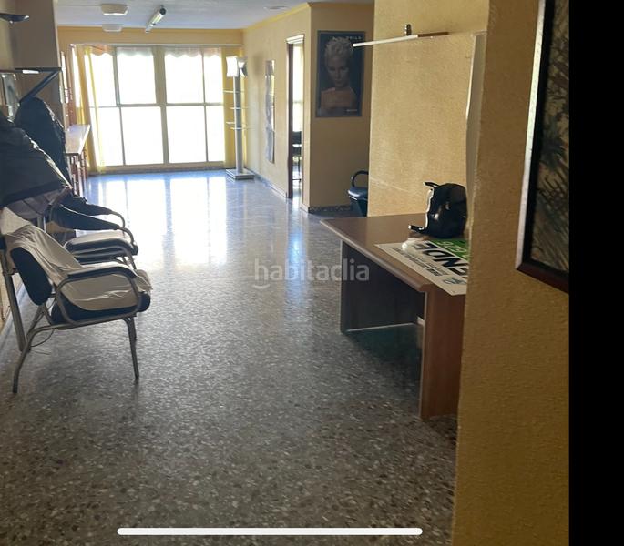 Foto 534ba761-7d5d-4baa-a1d9-da1937fcbc54. Piso primer piso con vistas al colegio santo domingo ( alta ayuntamiento como local comercial ) en Orihuela