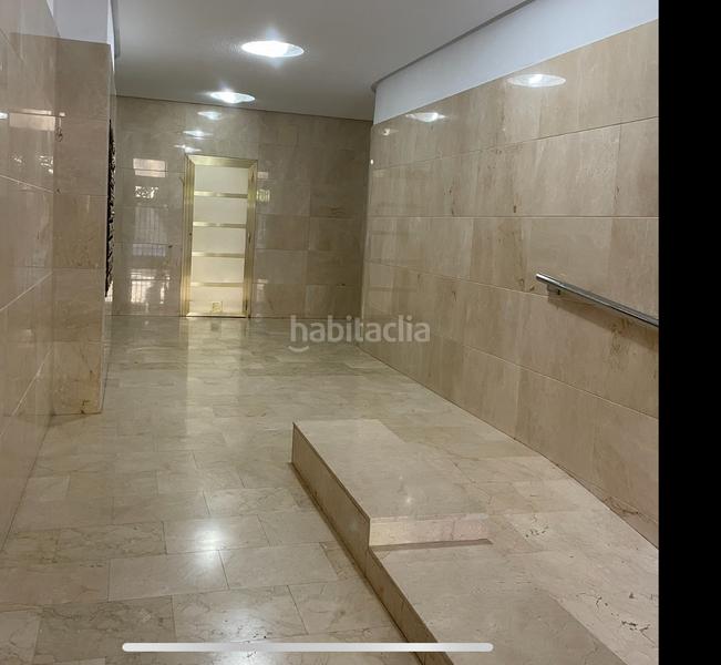 Foto 9162fa92-5a02-4732-8a8c-b5501f88f995. Piso primer piso con vistas al colegio santo domingo ( alta ayuntamiento como local comercial ) en Orihuela