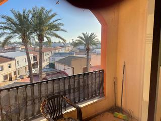 Pis  Calle valle inclán. Vivienda con terraza y piscina