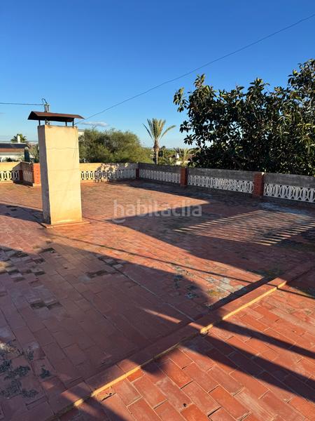 Foto 025be397-0f03-4781-a52b-bc76c046638e. Chalet  con piscina y jardín en Peña de las Águilas Elche / Elx